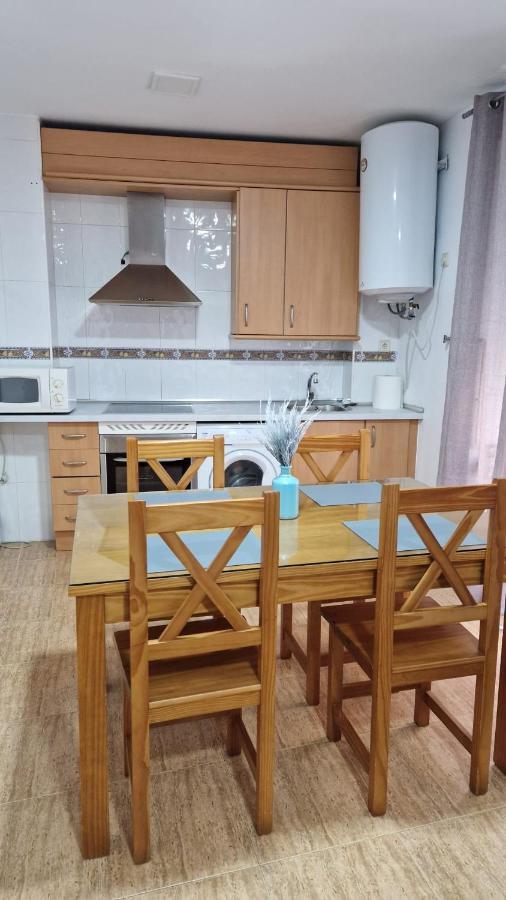 Apartamento Baeza Cozar 1アパートメント エクステリア 写真
